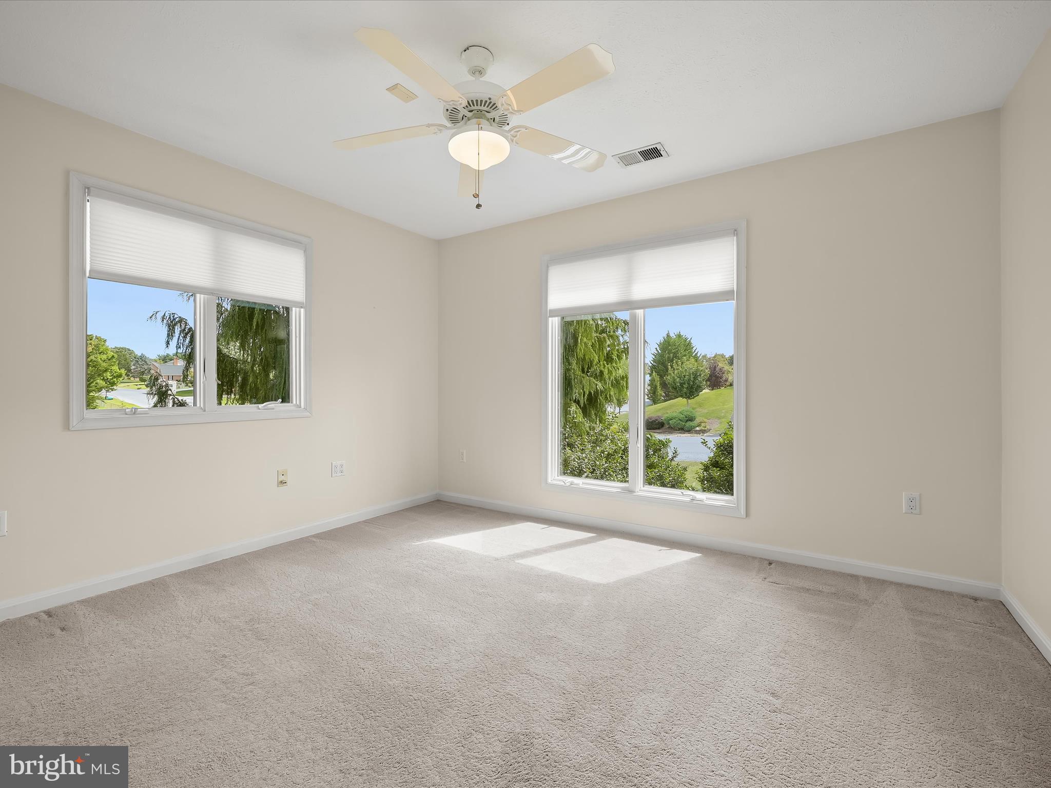 VAN LEAR MANOR - Residential