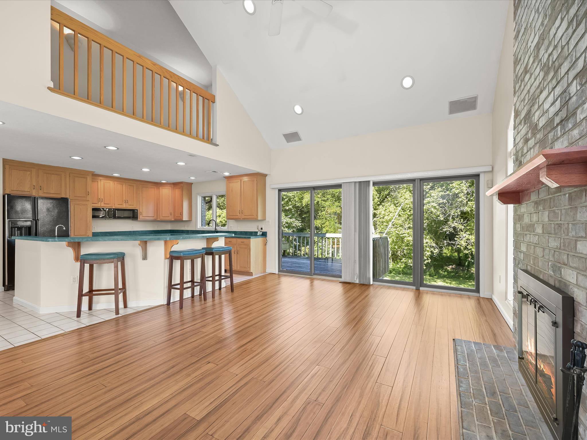 VAN LEAR MANOR - Residential