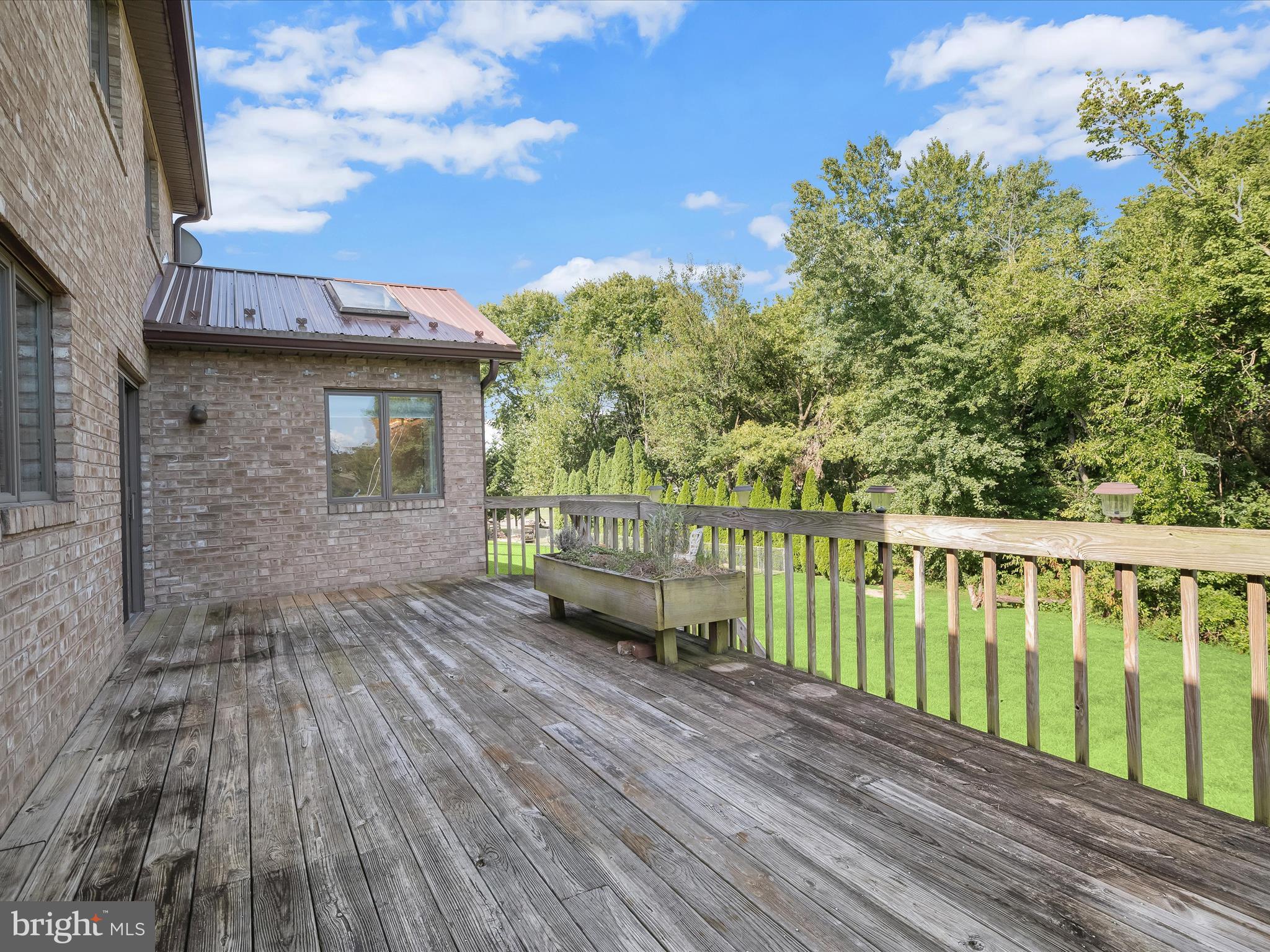 VAN LEAR MANOR - Residential