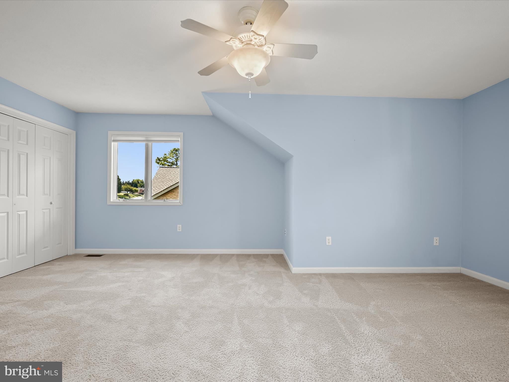 VAN LEAR MANOR - Residential