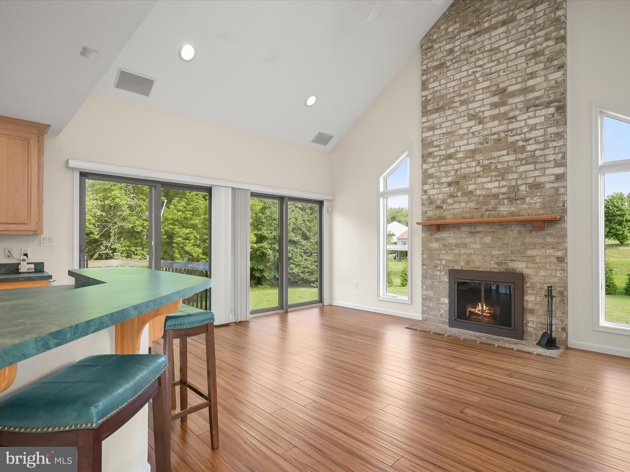 VAN LEAR MANOR - Residential