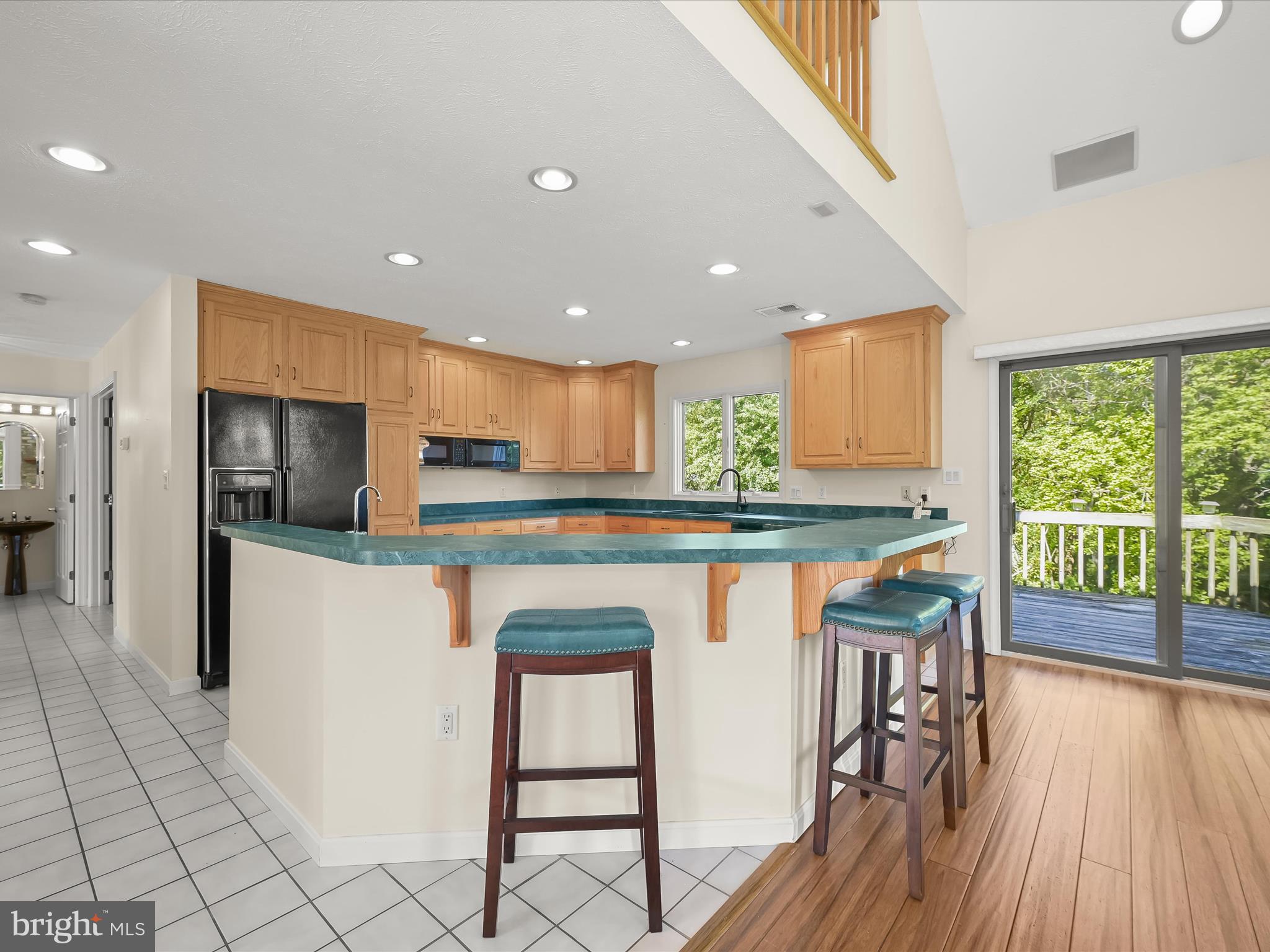 VAN LEAR MANOR - Residential