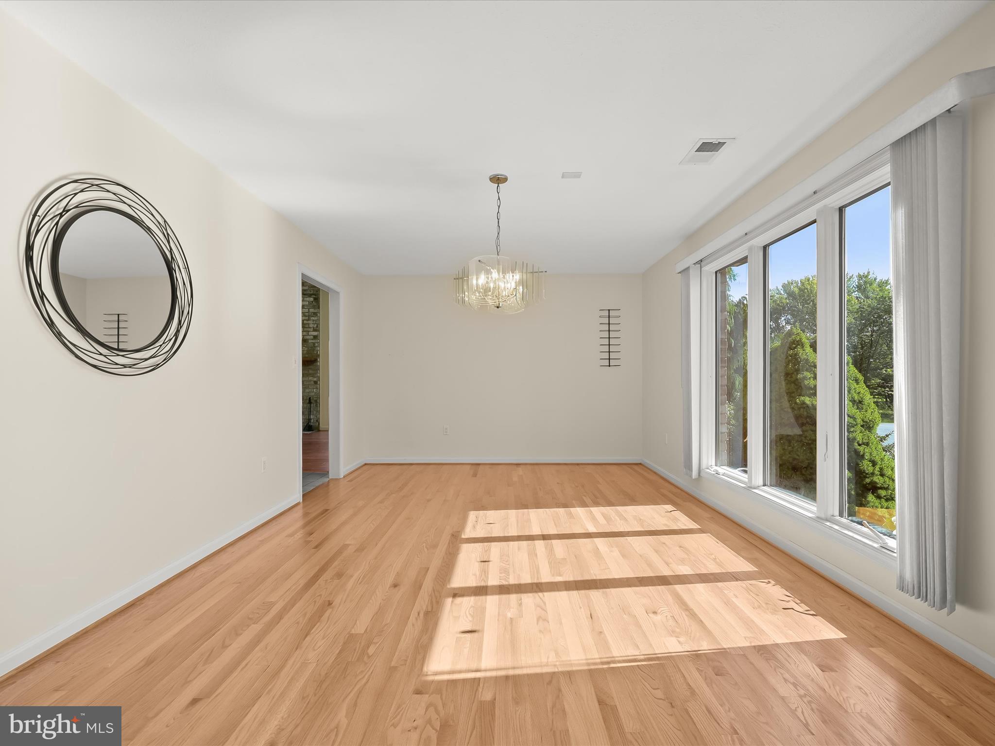 VAN LEAR MANOR - Residential