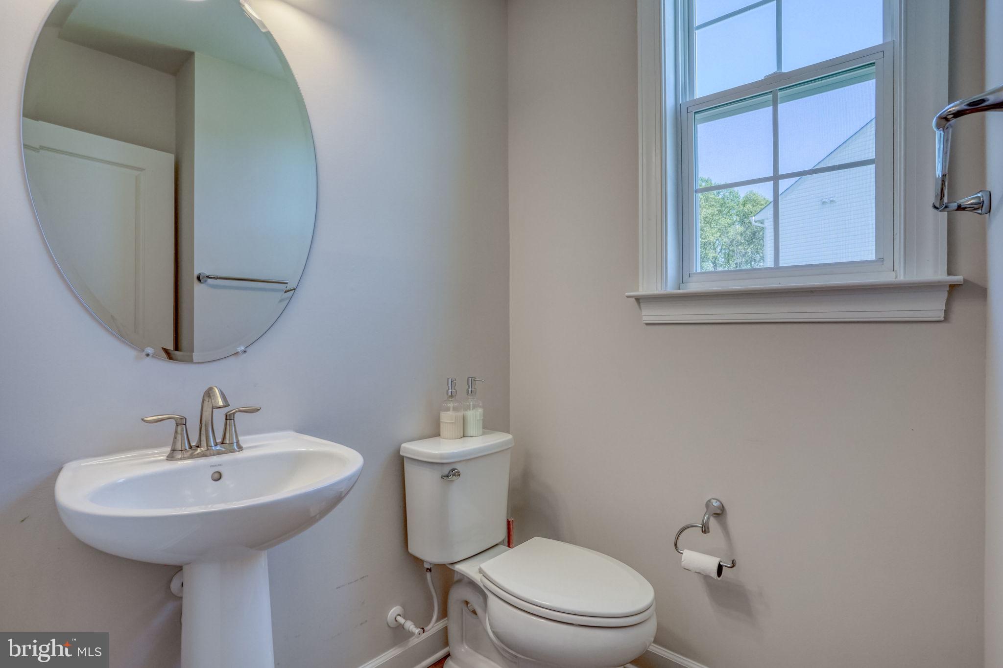 SUMMIT POINTE - Residential