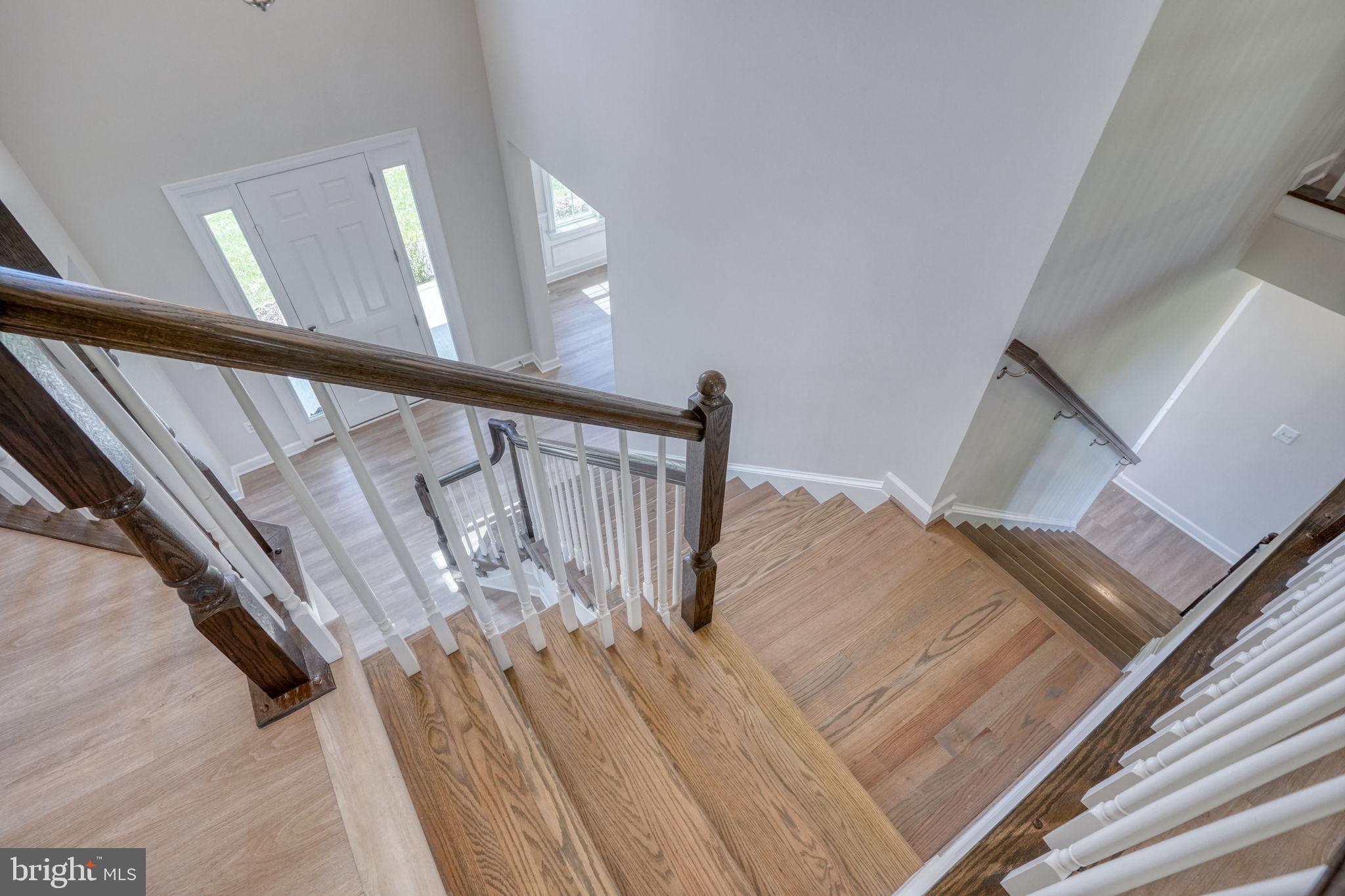 SUMMIT POINTE - Residential