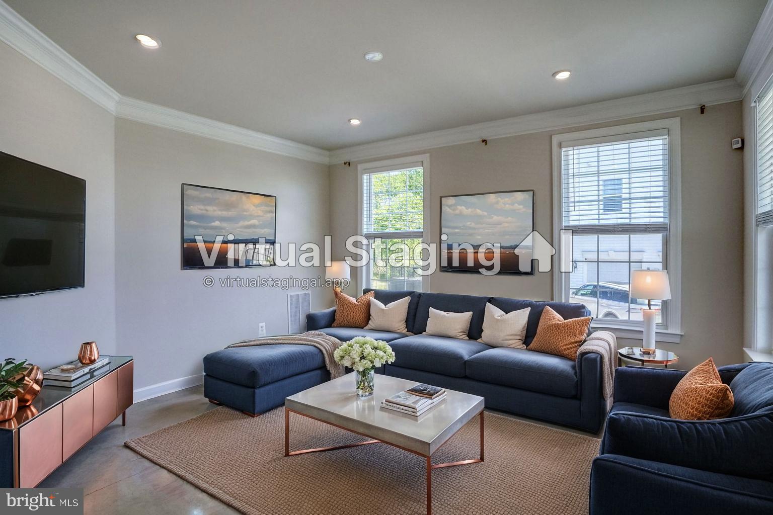 SUMMIT POINTE - Residential