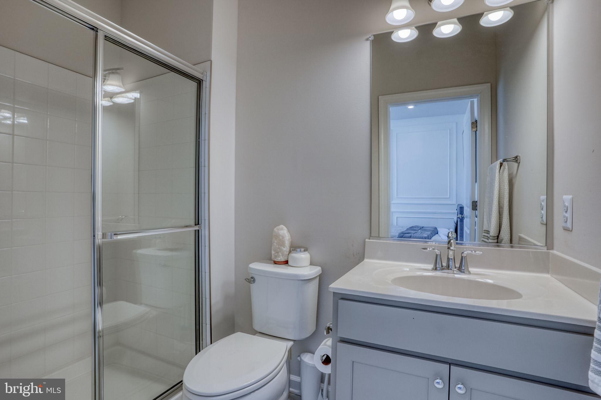 SUMMIT POINTE - Residential