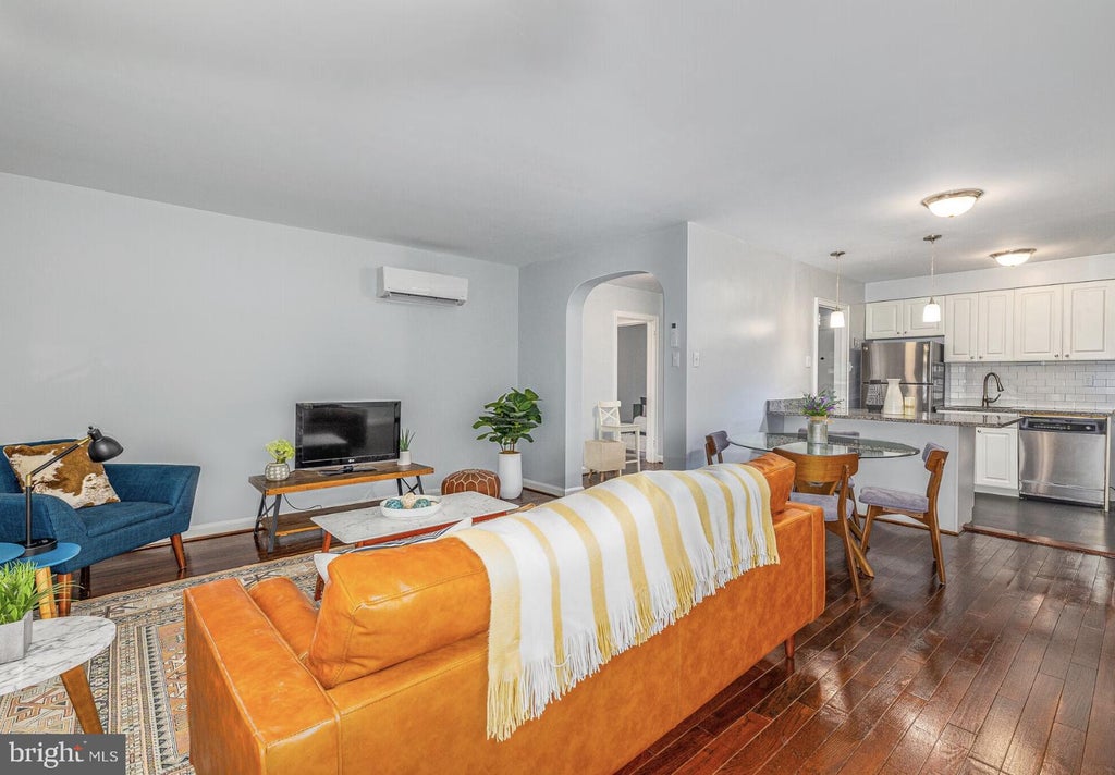 Photo of 150 E Wynnewood Road #12B, WYNNEWOOD, PA 19096 (MLS # PAMC2189870)