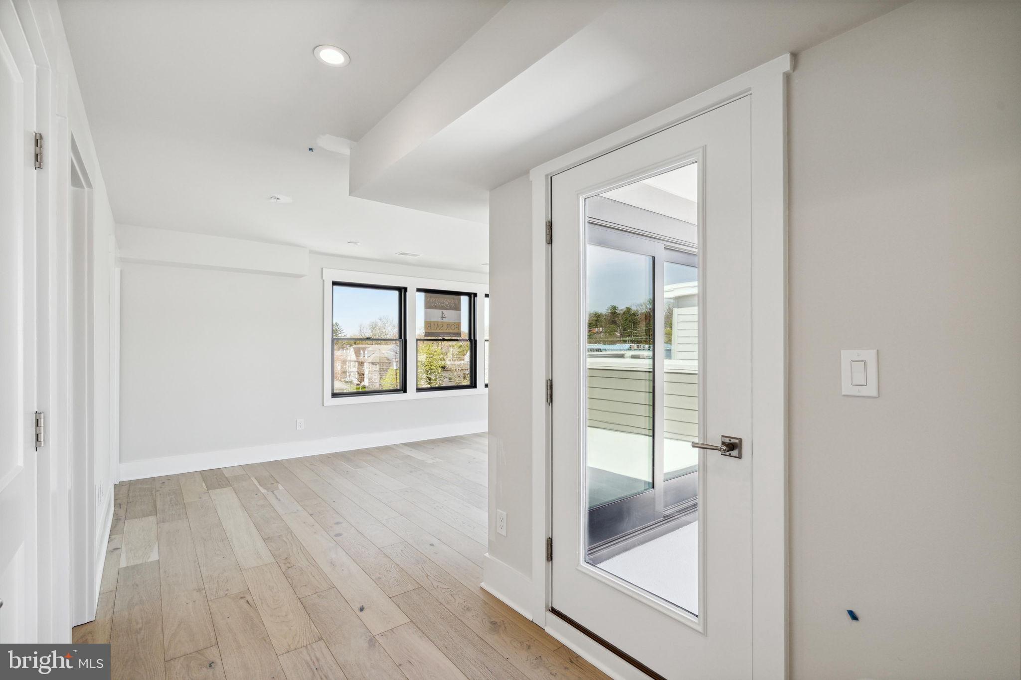 BROWNSTONES AT BERKLEY - Residential