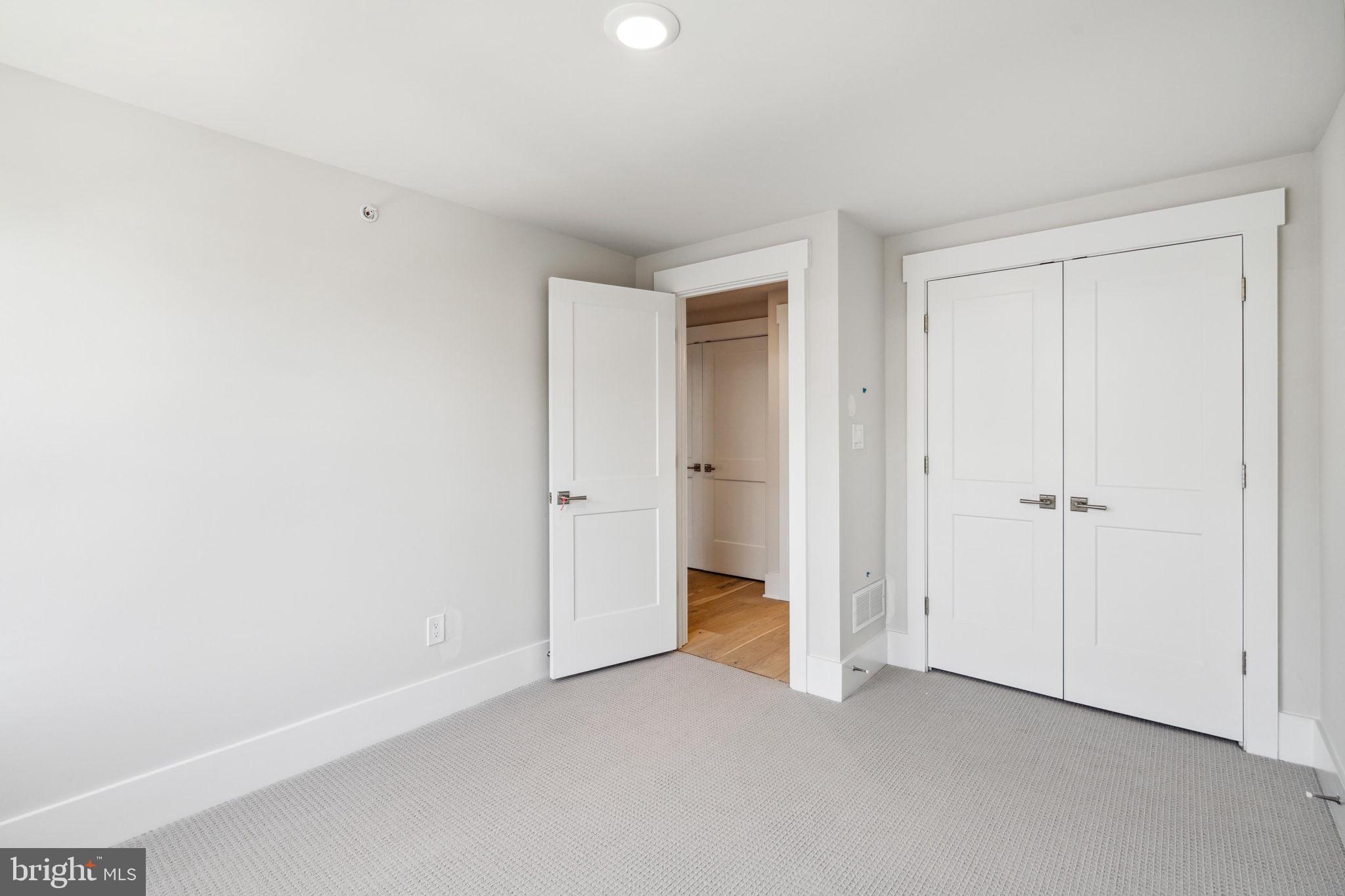 BROWNSTONES AT BERKLEY - Residential