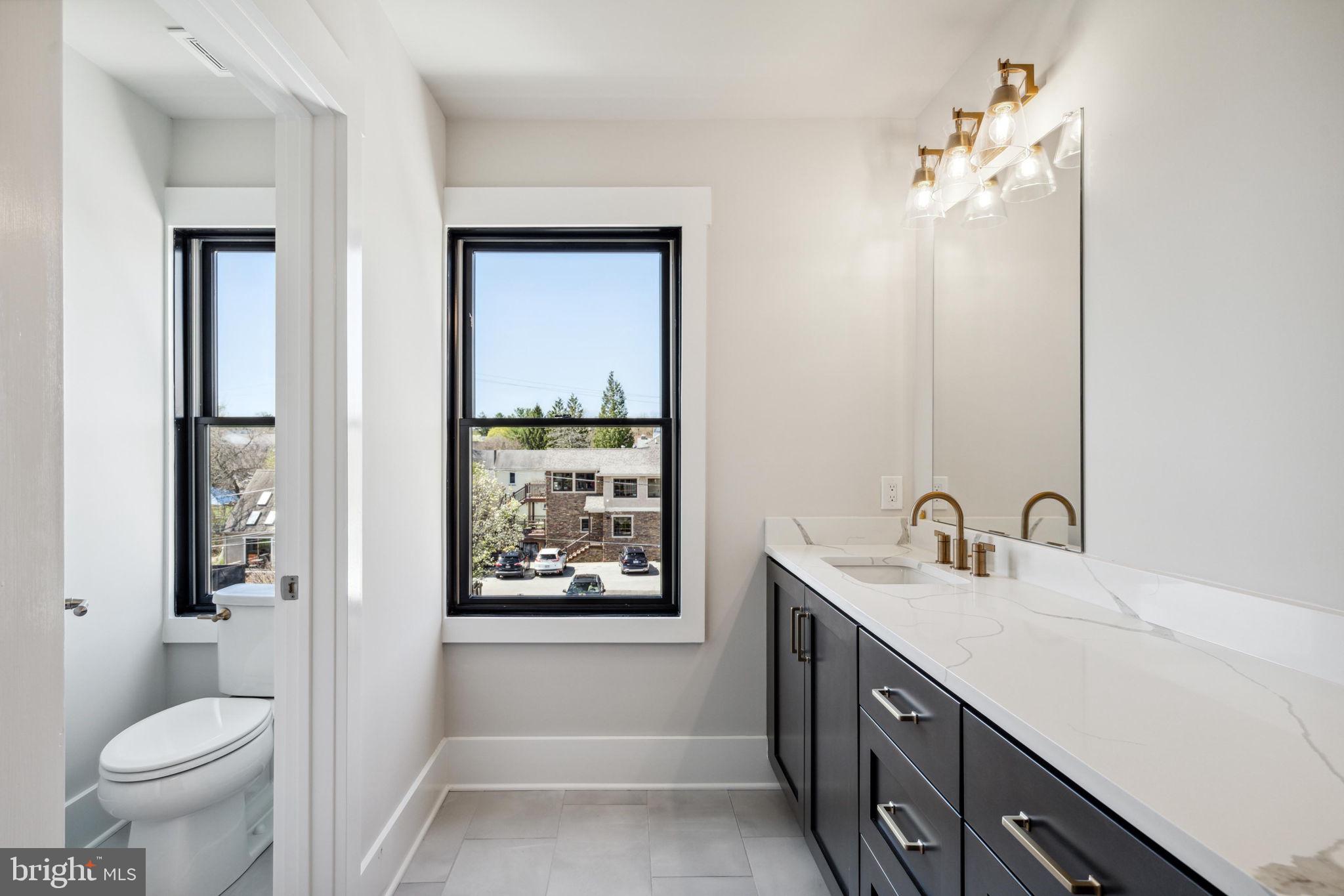 BROWNSTONES AT BERKLEY - Residential