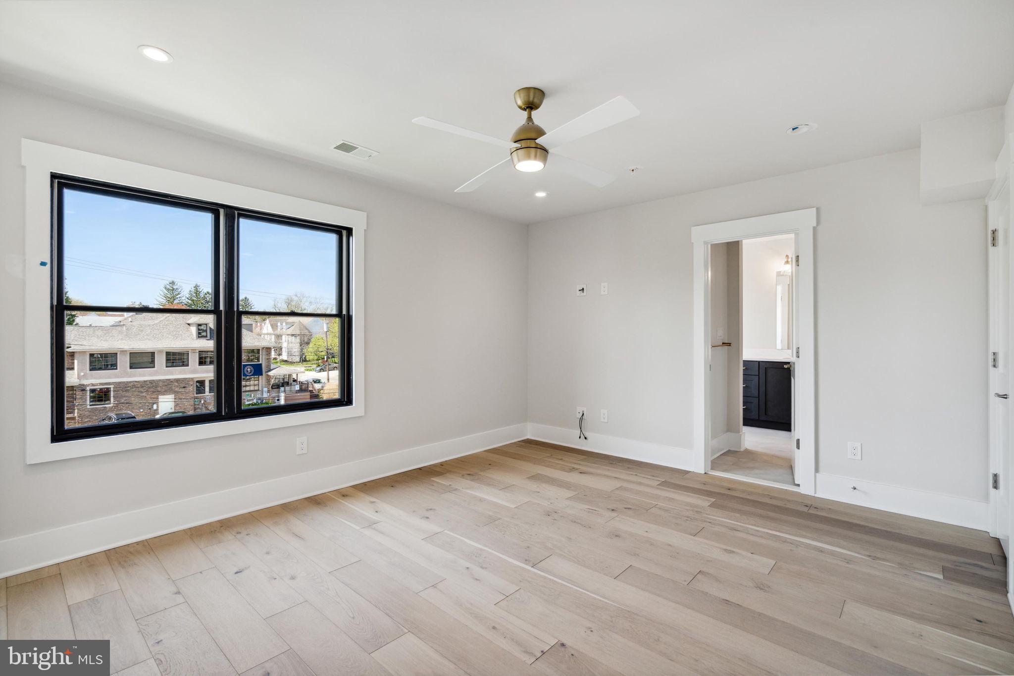 BROWNSTONES AT BERKLEY - Residential