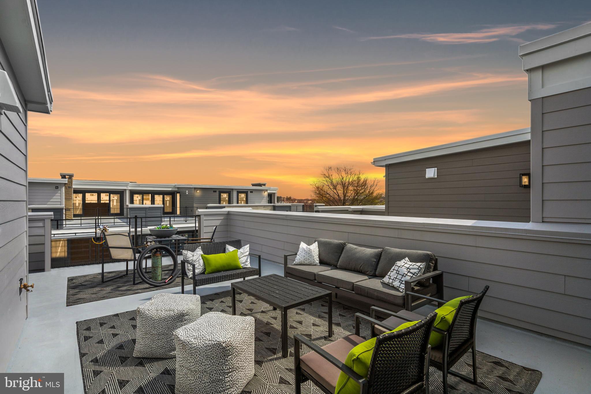 BROWNSTONES AT BERKLEY - Residential