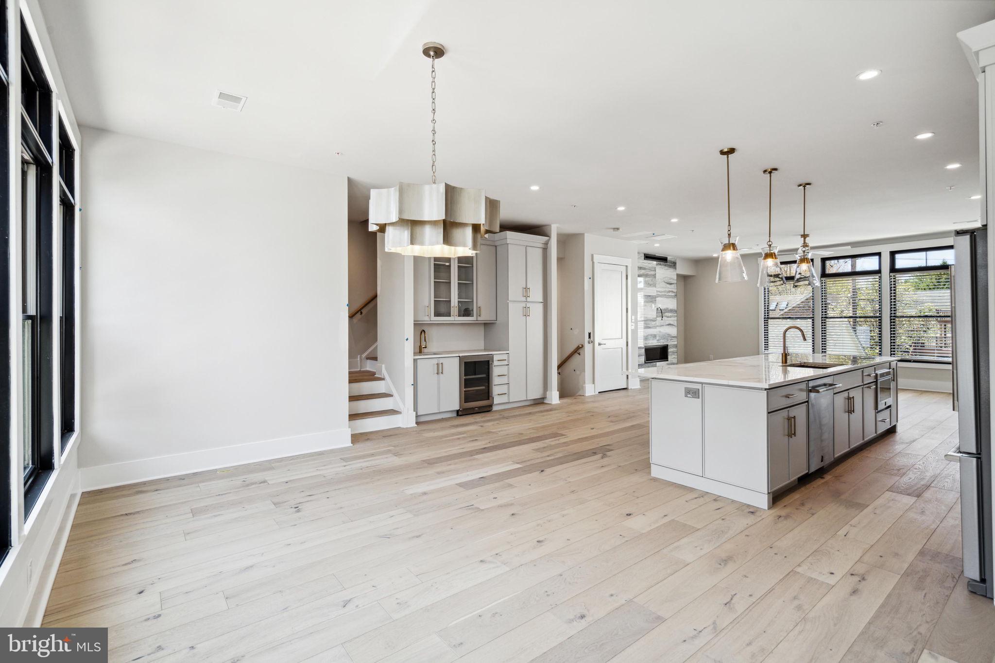 BROWNSTONES AT BERKLEY - Residential