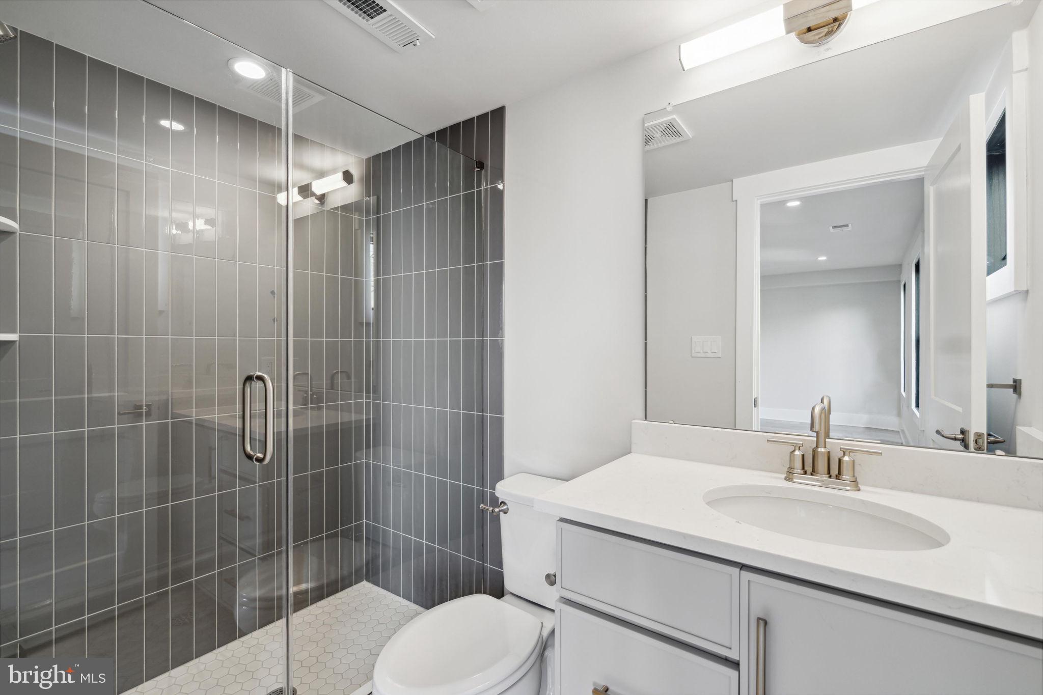 BROWNSTONES AT BERKLEY - Residential