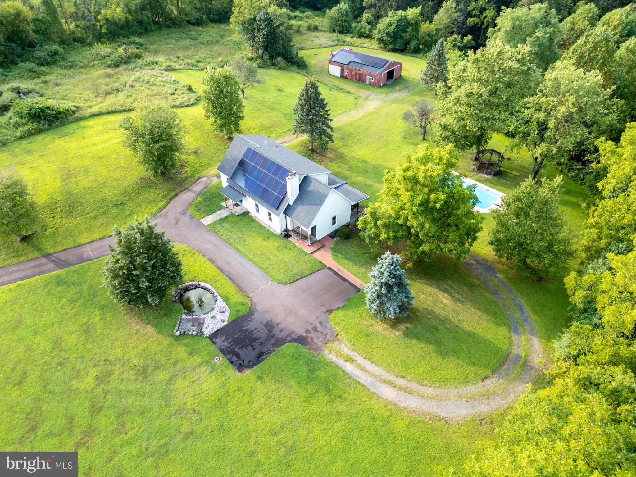 1431 PARKLAND ROAD