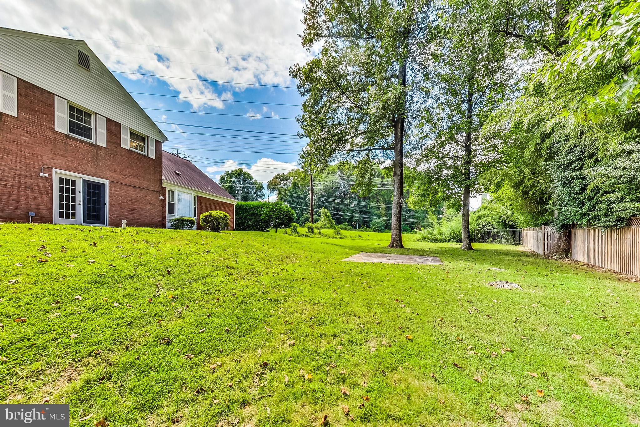 BEVERLY FARMS - Residential Lease