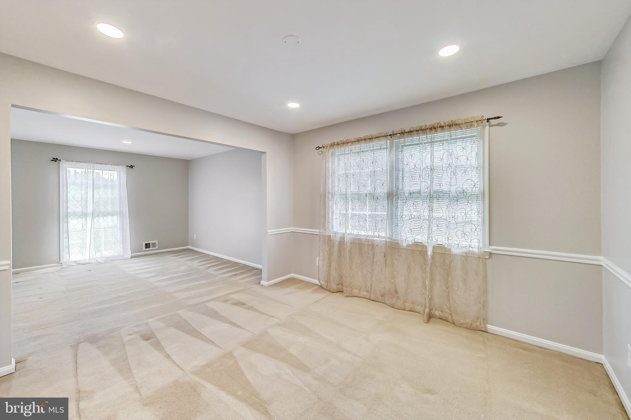 BEVERLY FARMS - Residential Lease