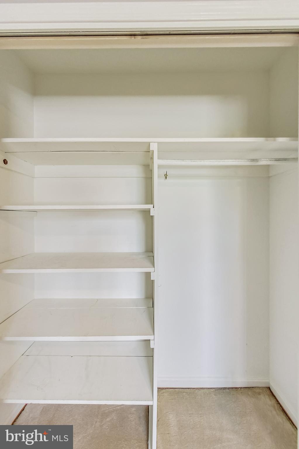 BEVERLY FARMS - Residential Lease