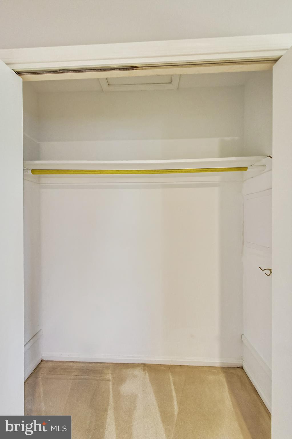 BEVERLY FARMS - Residential Lease