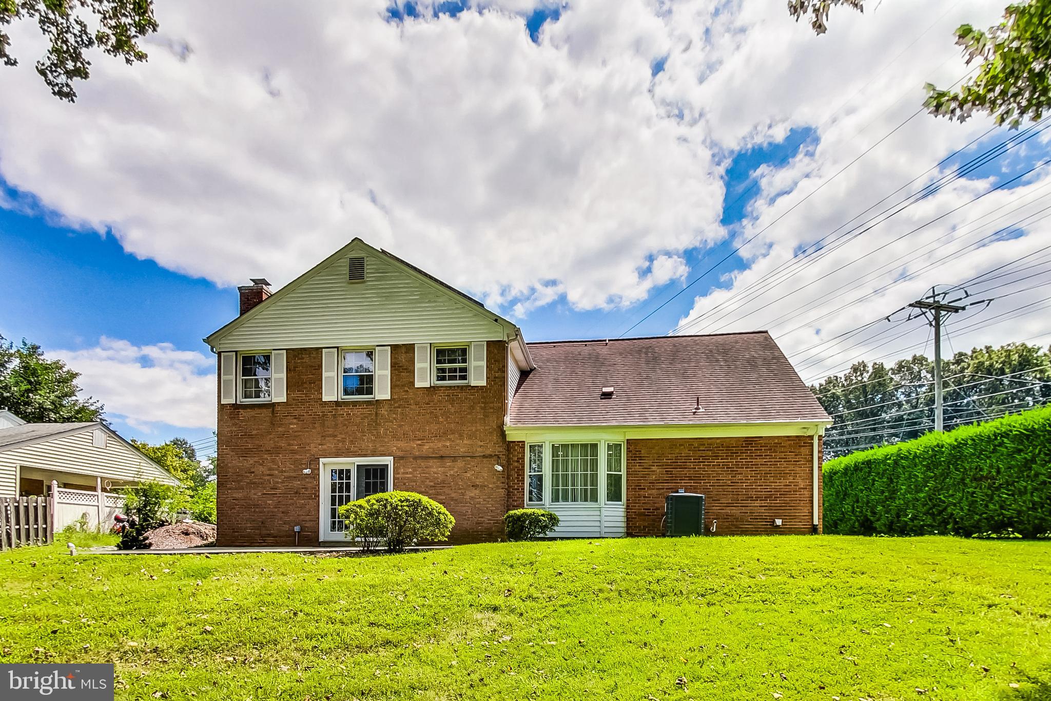 BEVERLY FARMS - Residential Lease