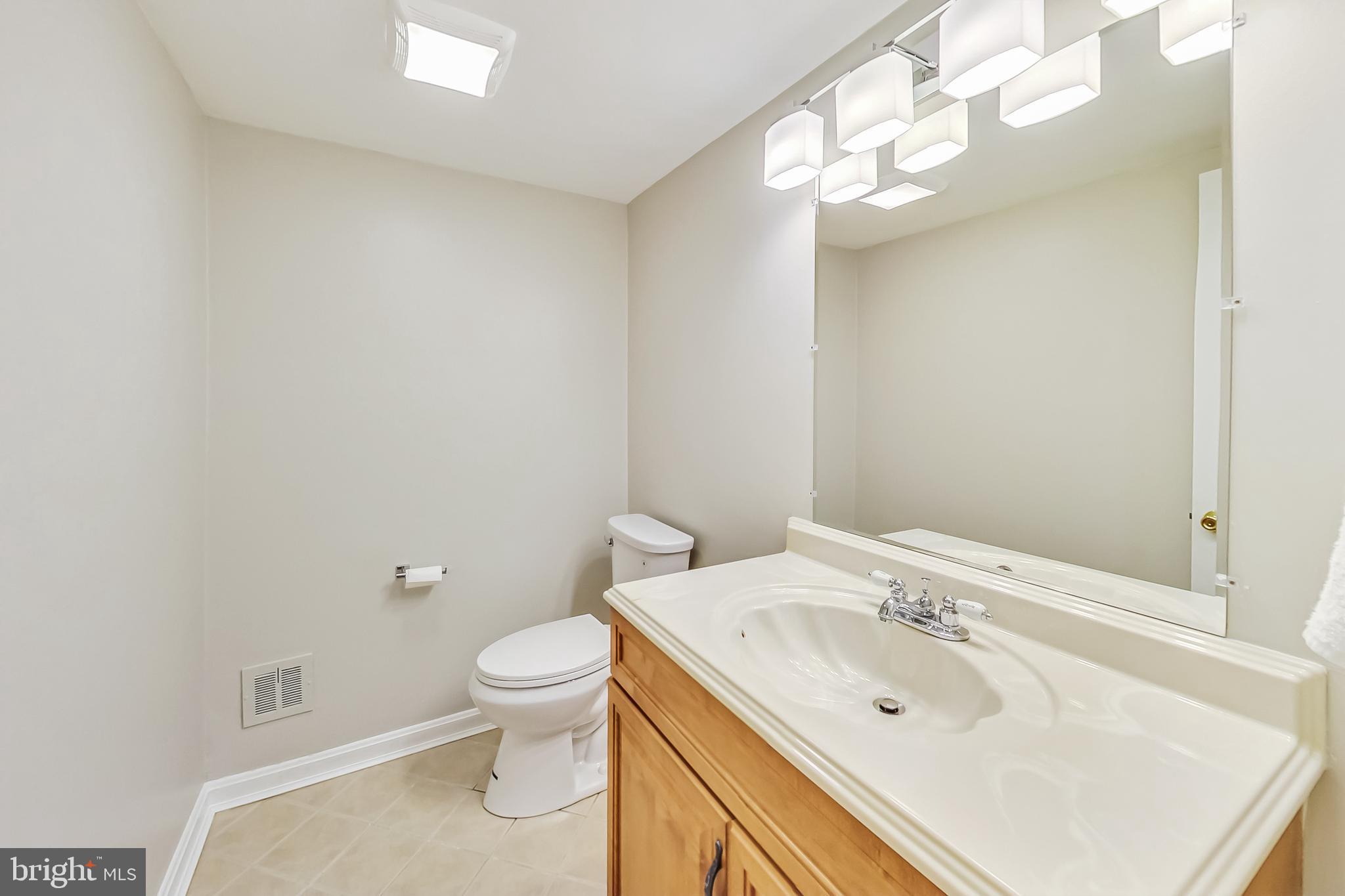 BEVERLY FARMS - Residential Lease