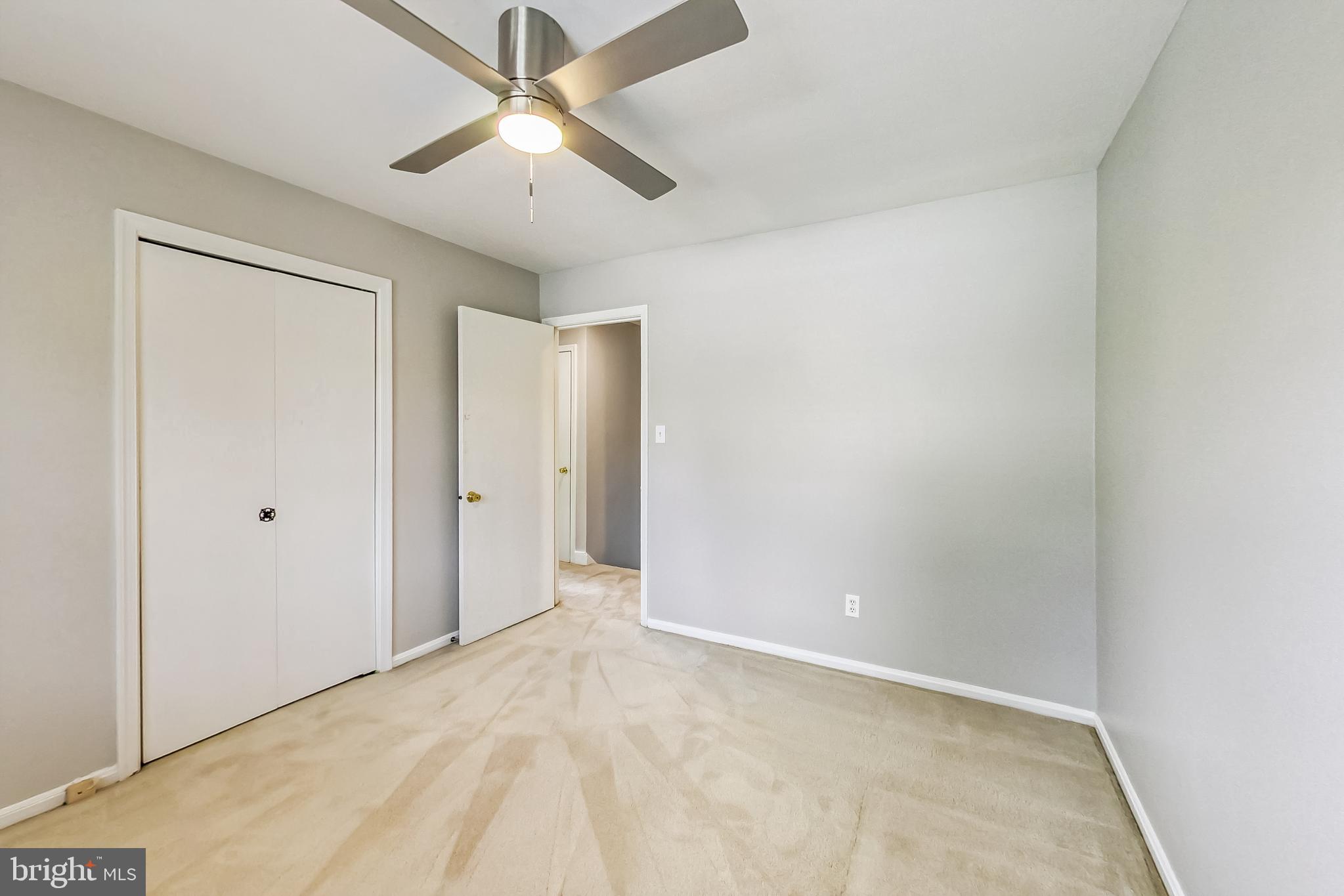 BEVERLY FARMS - Residential Lease