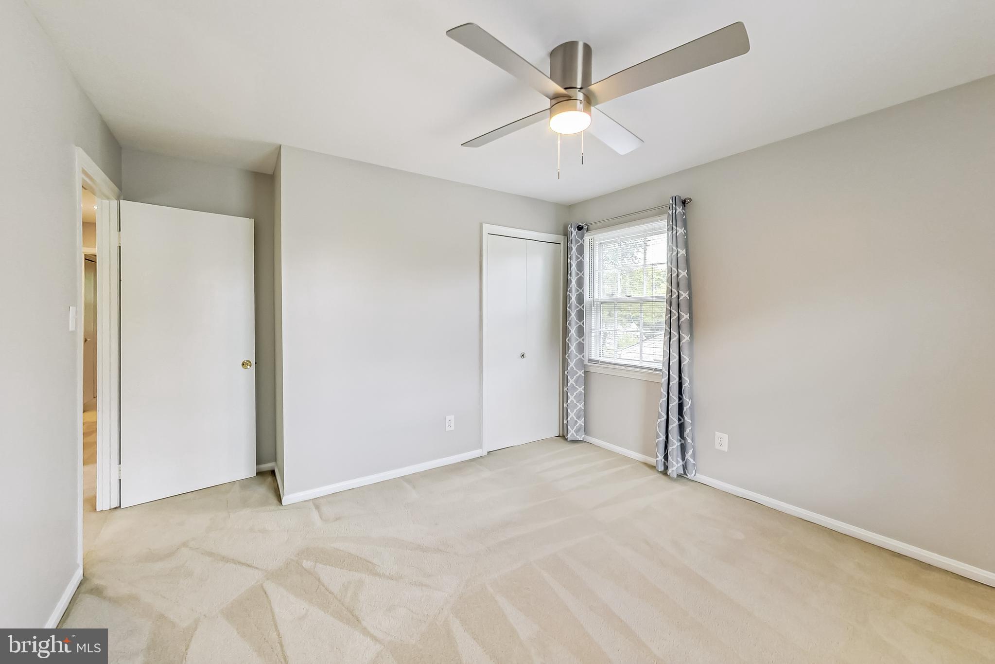 BEVERLY FARMS - Residential Lease