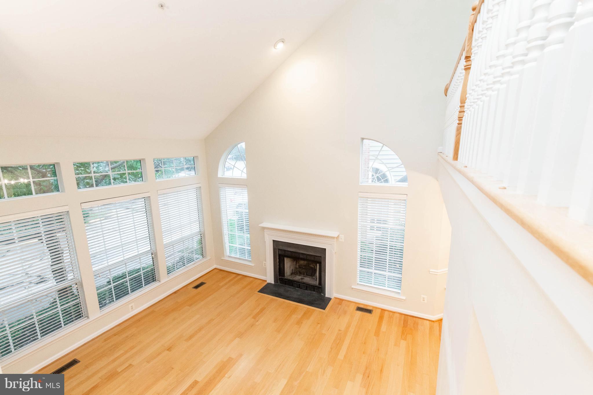 BARRINGTON POINTE CONDOS - Residential