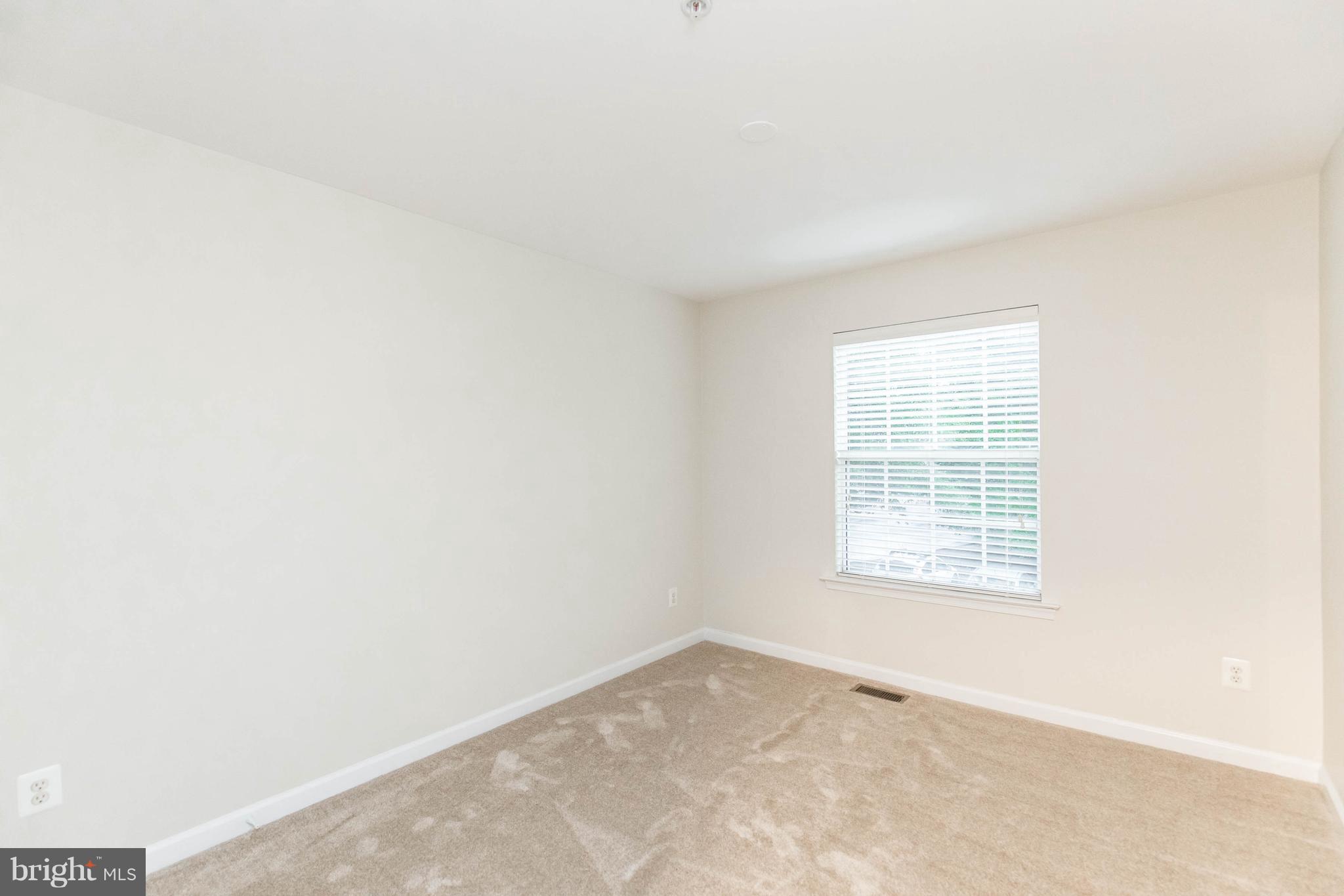 BARRINGTON POINTE CONDOS - Residential