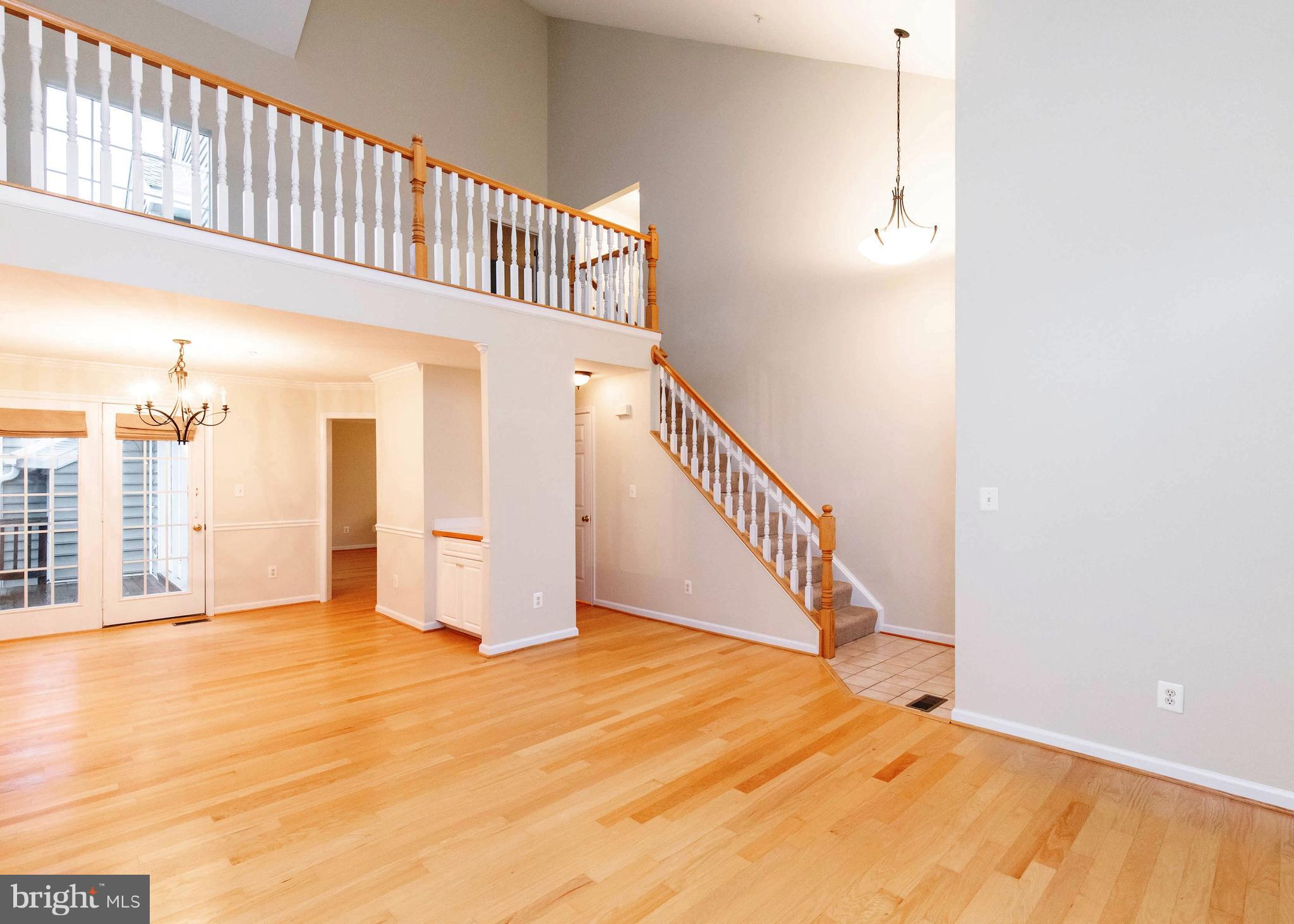 BARRINGTON POINTE CONDOS - Residential