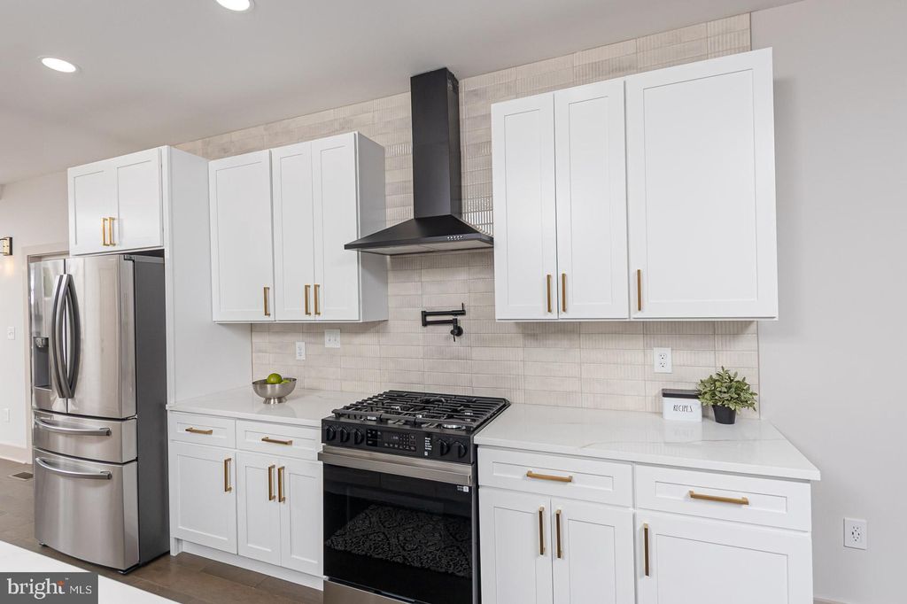 Photo of 9534 Burton Avenue, PARKVILLE, MD 21234 (MLS # MDBC2143788)