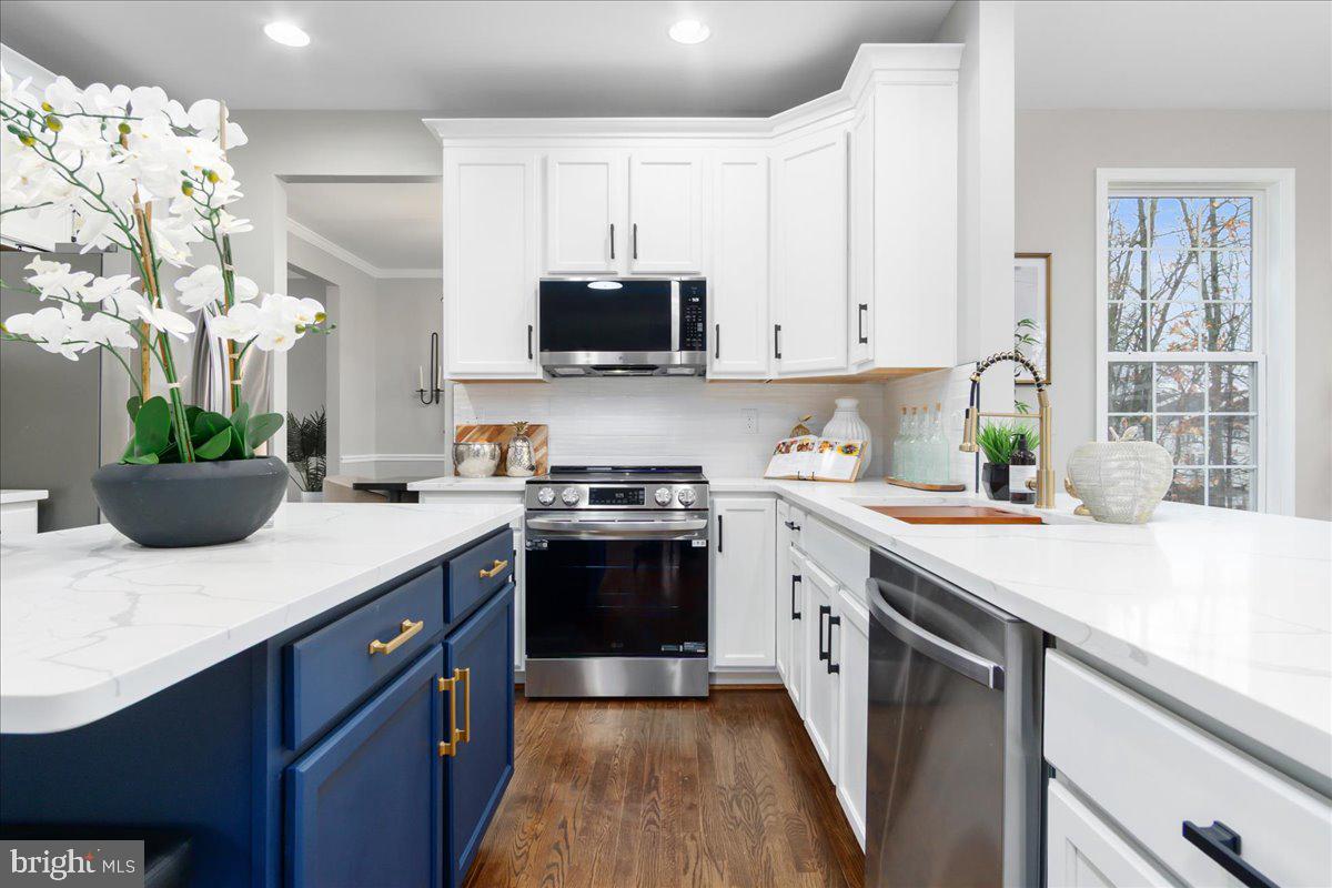 BROOKFIELD ON THE POTOMAC - Residential