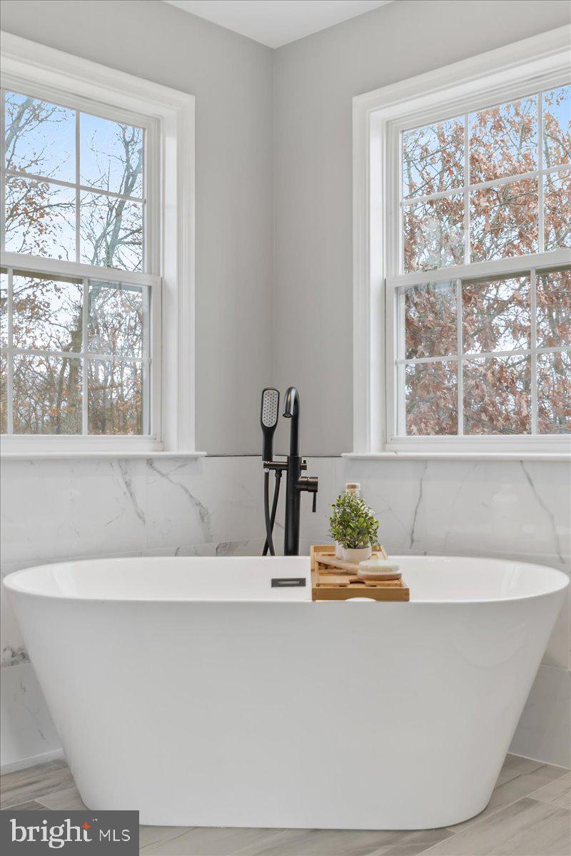 BROOKFIELD ON THE POTOMAC - Residential