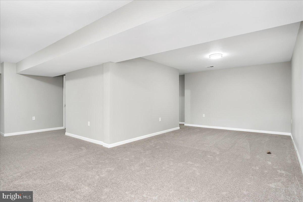 BROOKFIELD ON THE POTOMAC - Residential