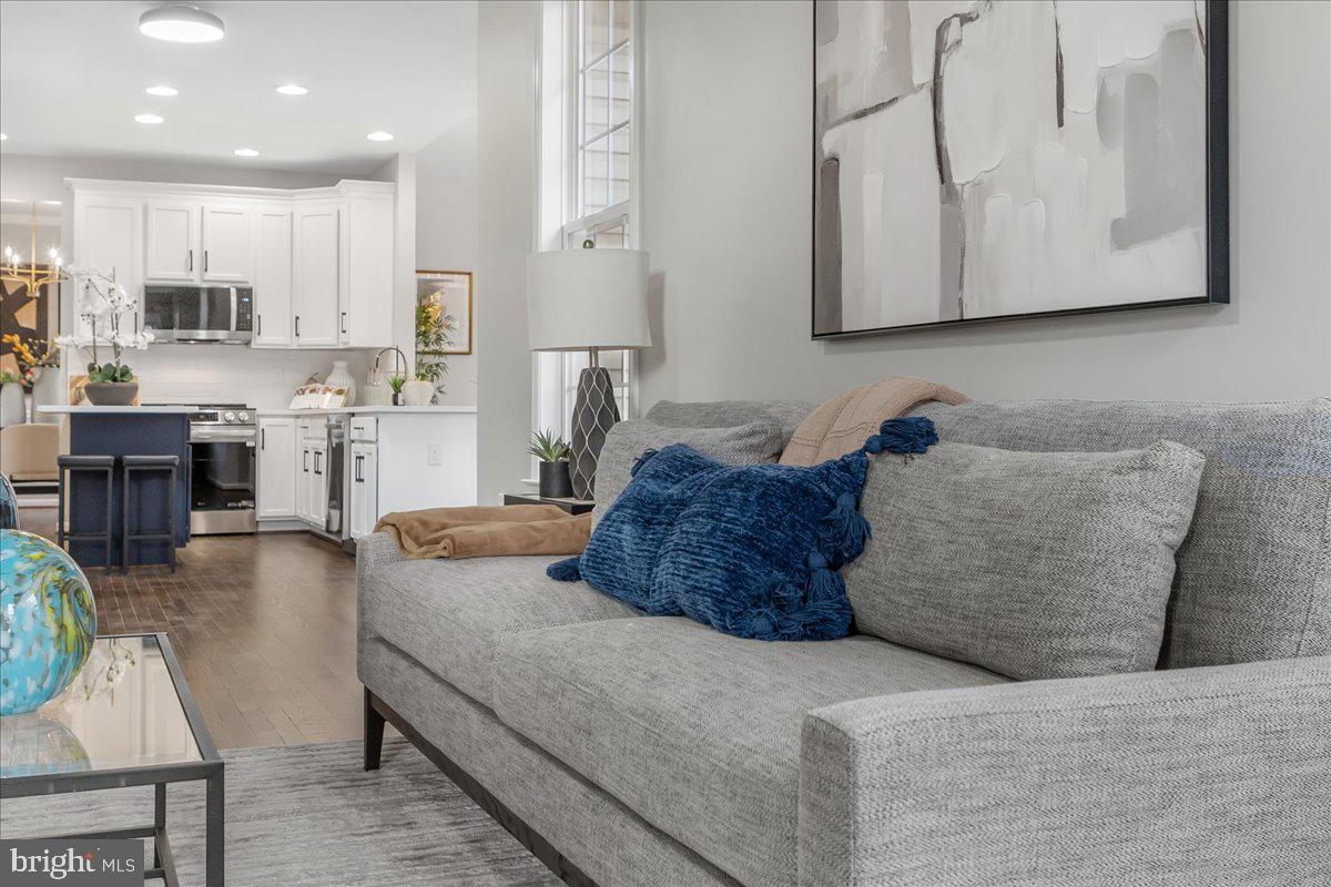 BROOKFIELD ON THE POTOMAC - Residential