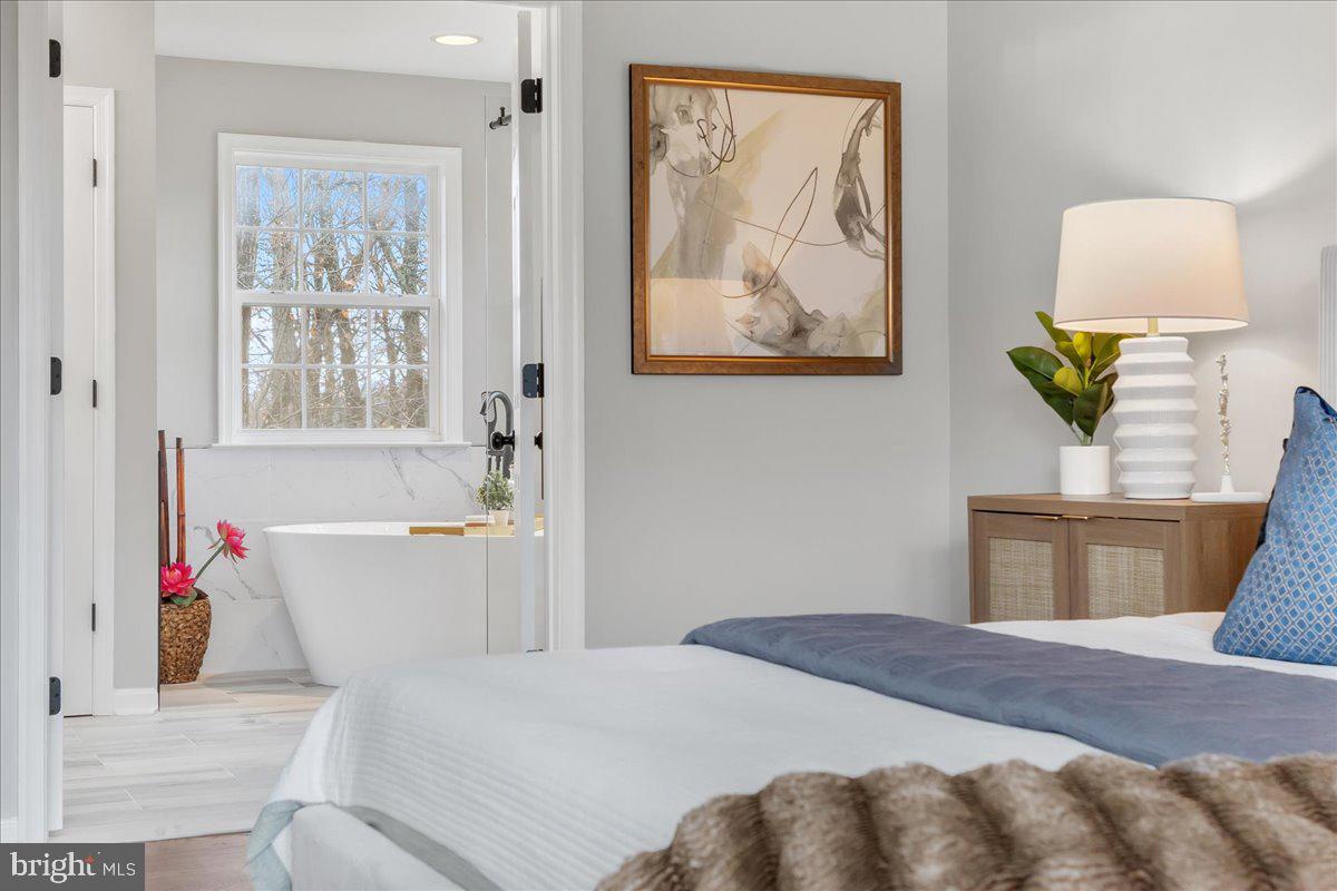 BROOKFIELD ON THE POTOMAC - Residential