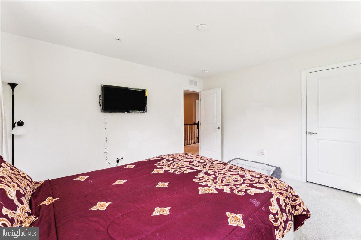 STONEGATE ESTATES - Residential