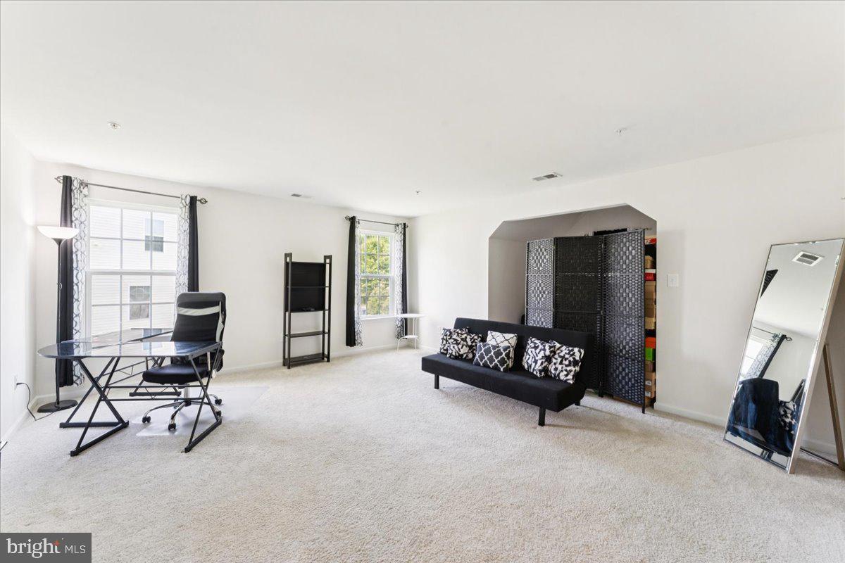 STONEGATE ESTATES - Residential