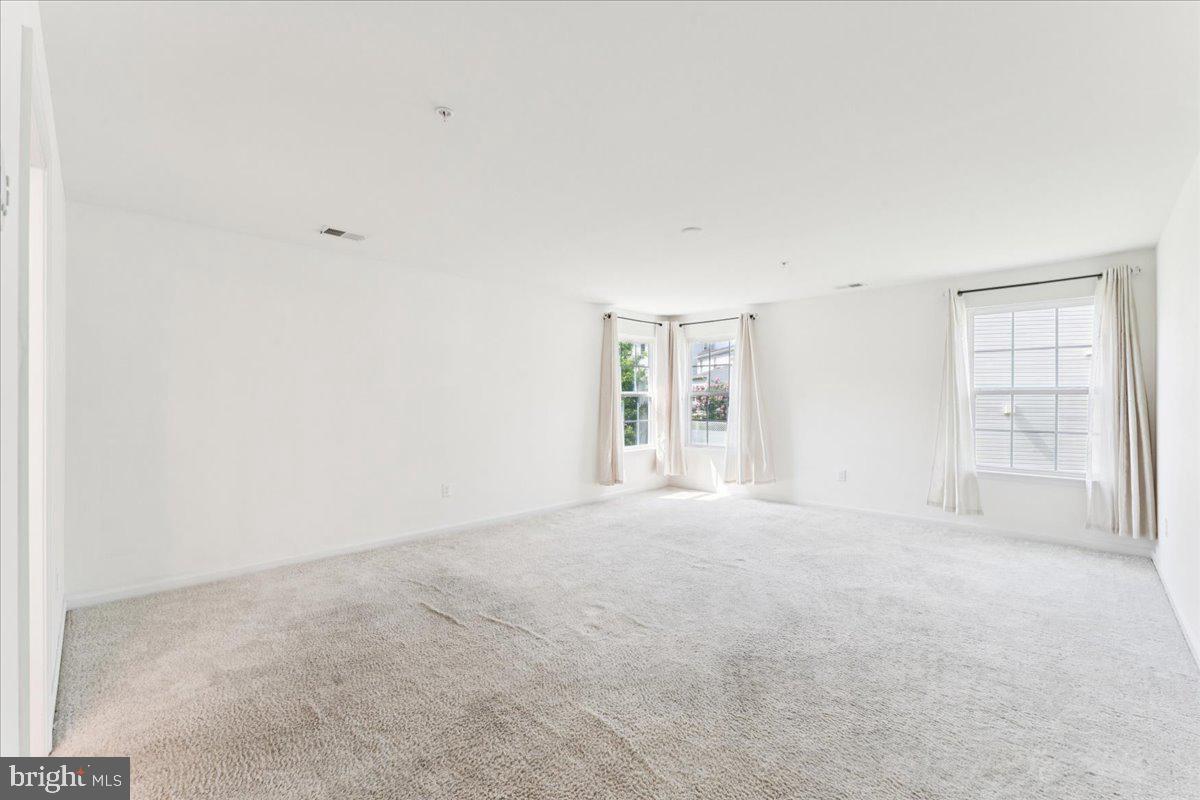 STONEGATE ESTATES - Residential