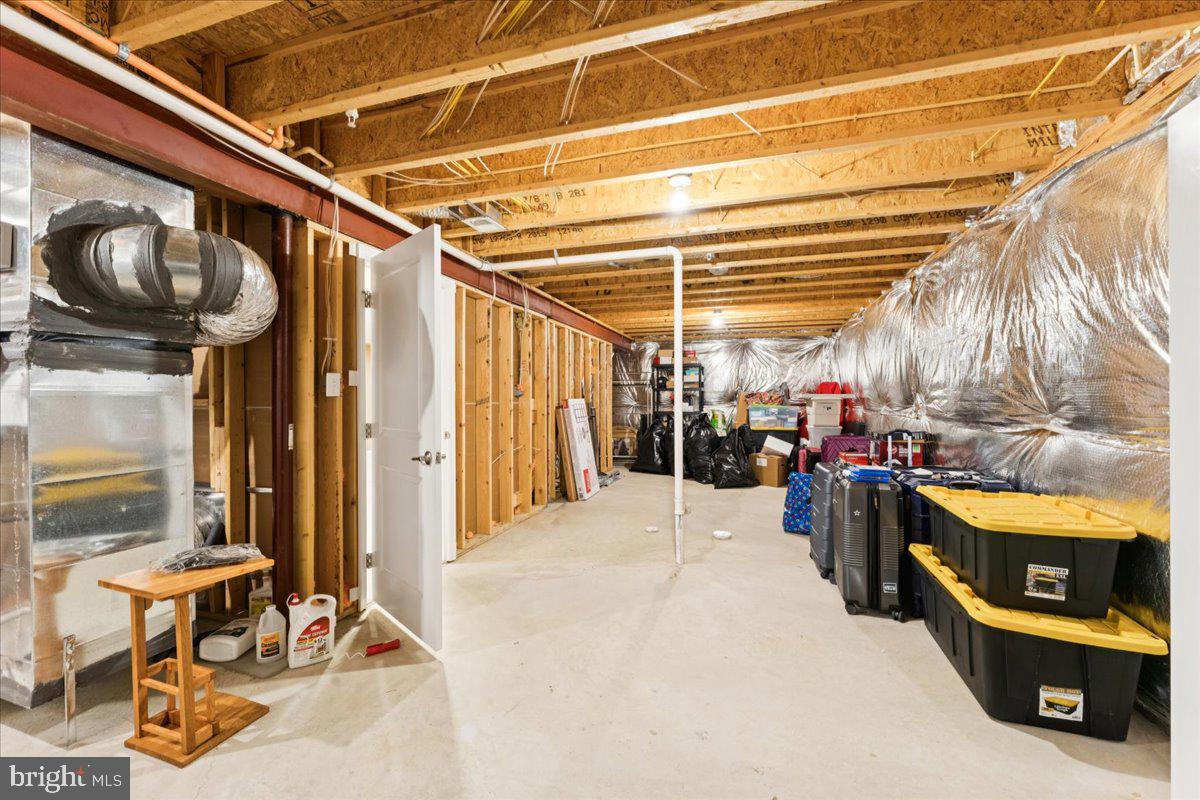 STONEGATE ESTATES - Residential