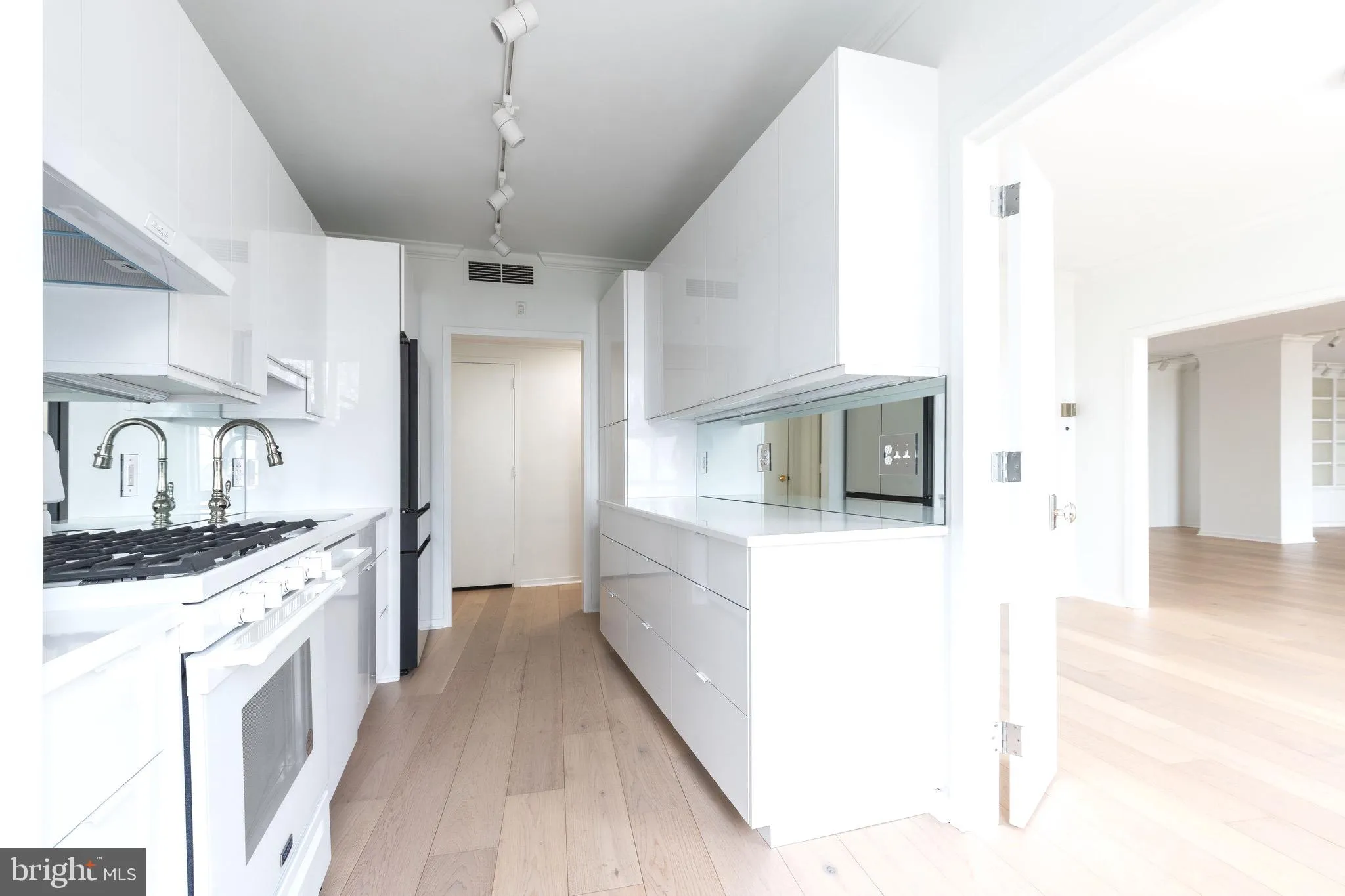 Bala Cynwyd, Pennsylvania 19004, United States, 3 Bedrooms Bedrooms, ,3 BathroomsBathrooms,Residential,Active,102800