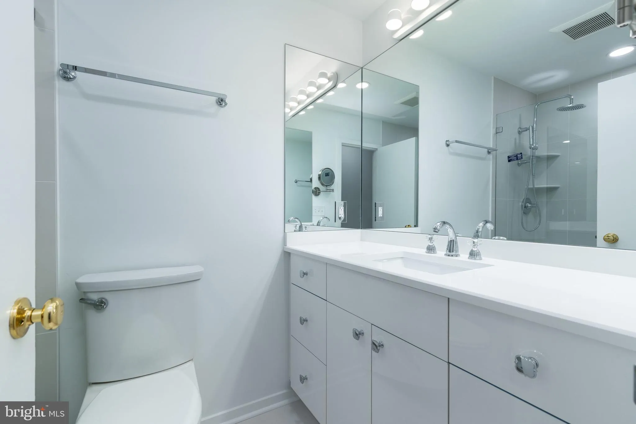 Bala Cynwyd, Pennsylvania 19004, United States, 3 Bedrooms Bedrooms, ,3 BathroomsBathrooms,Residential,Active,102800