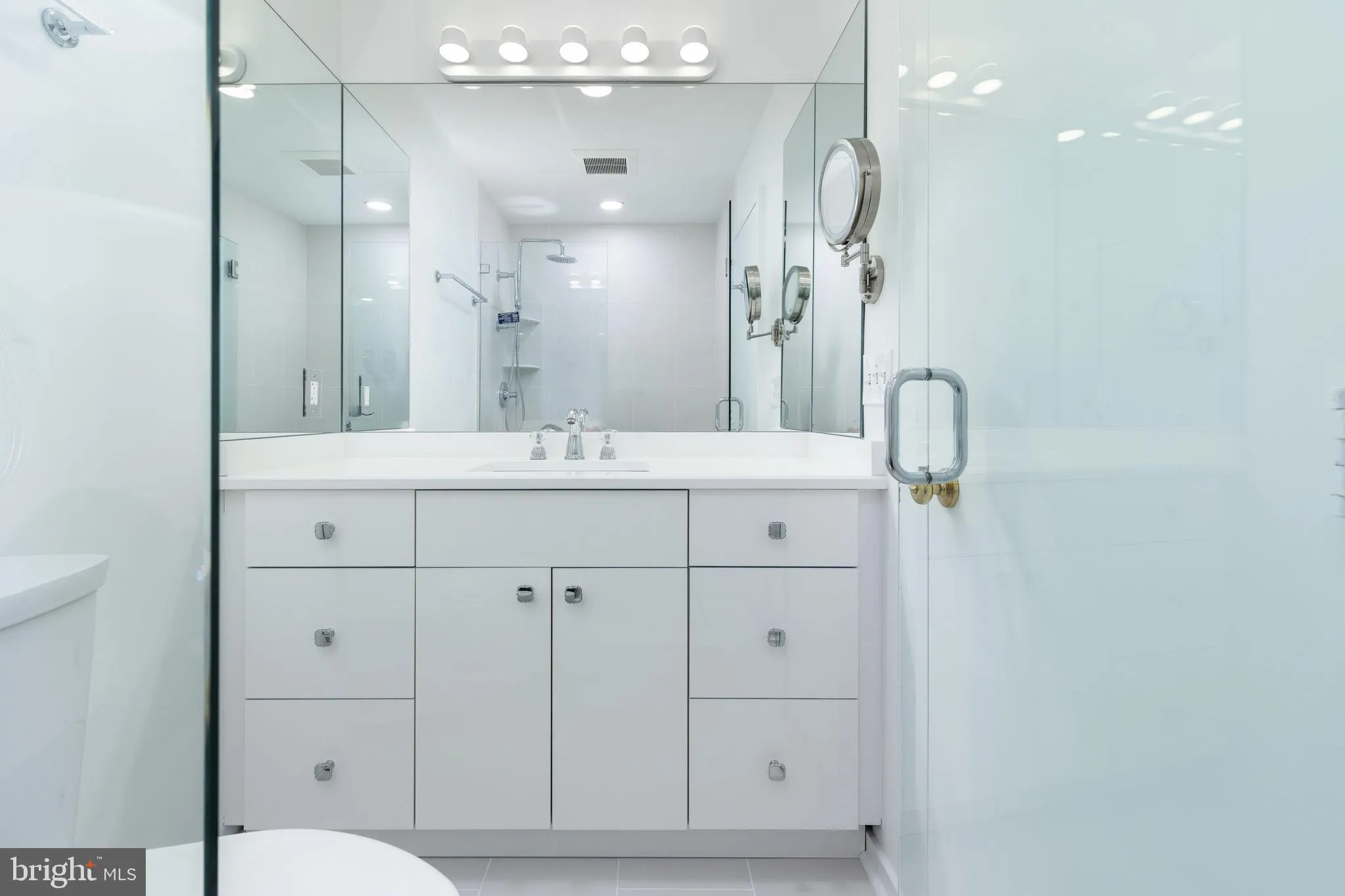 Bala Cynwyd, Pennsylvania 19004, United States, 3 Bedrooms Bedrooms, ,3 BathroomsBathrooms,Residential,Active,102800