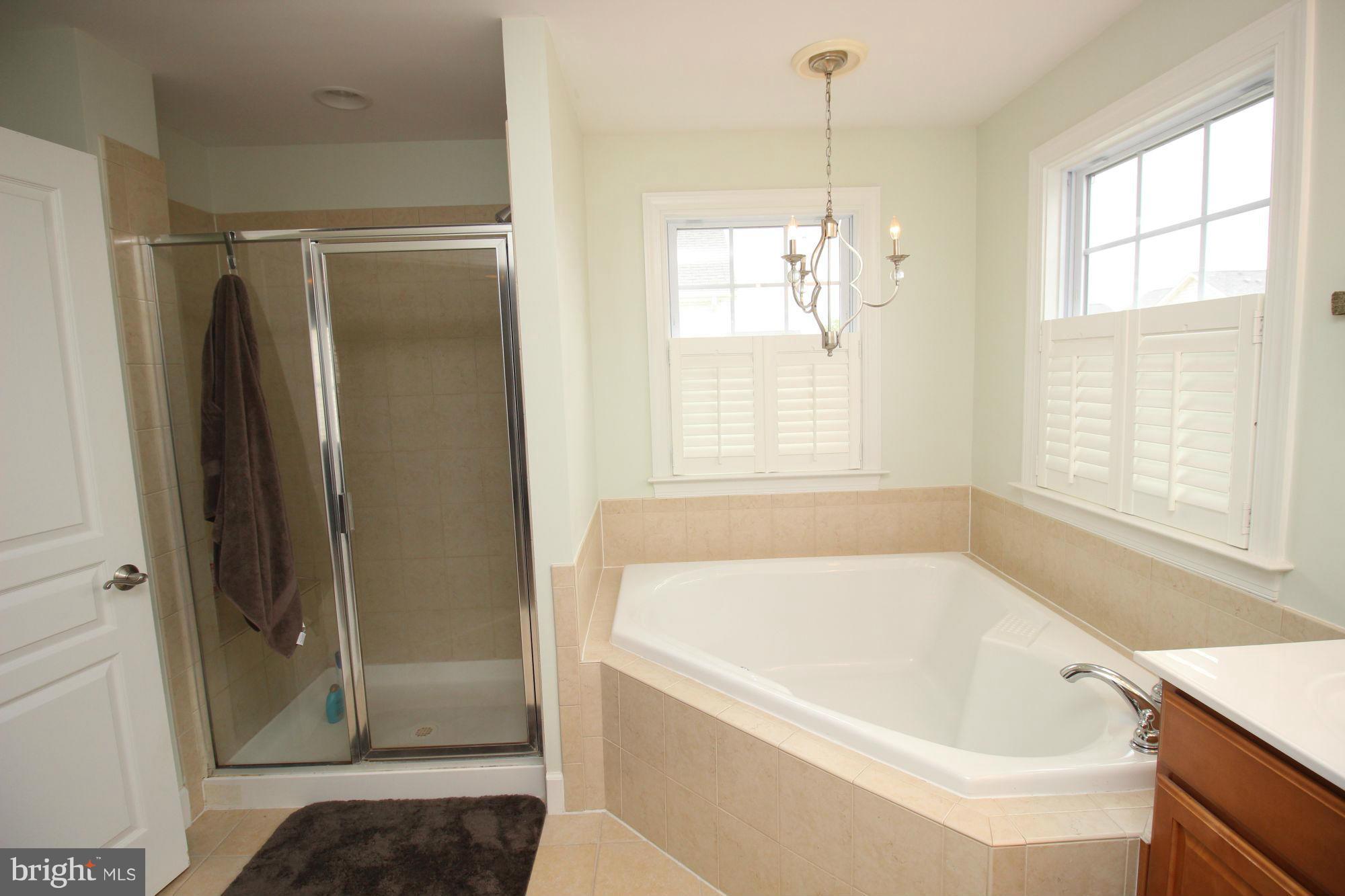 BRAMBLETON LANDBAY 2 - Residential Lease