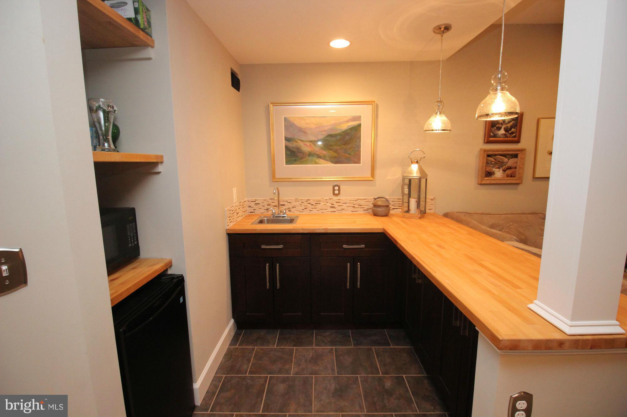 BRAMBLETON LANDBAY 2 - Residential Lease