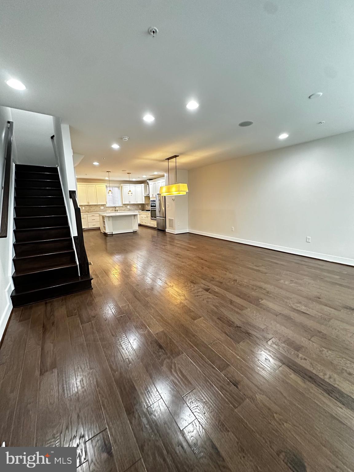 CAMERON PARK - Residential Lease