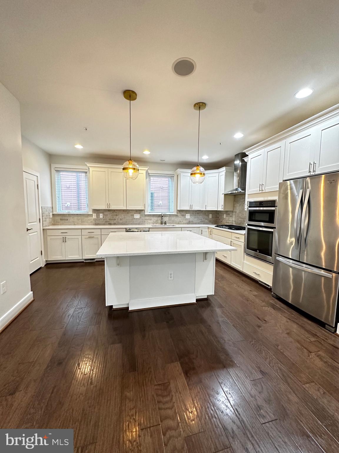 CAMERON PARK - Residential Lease