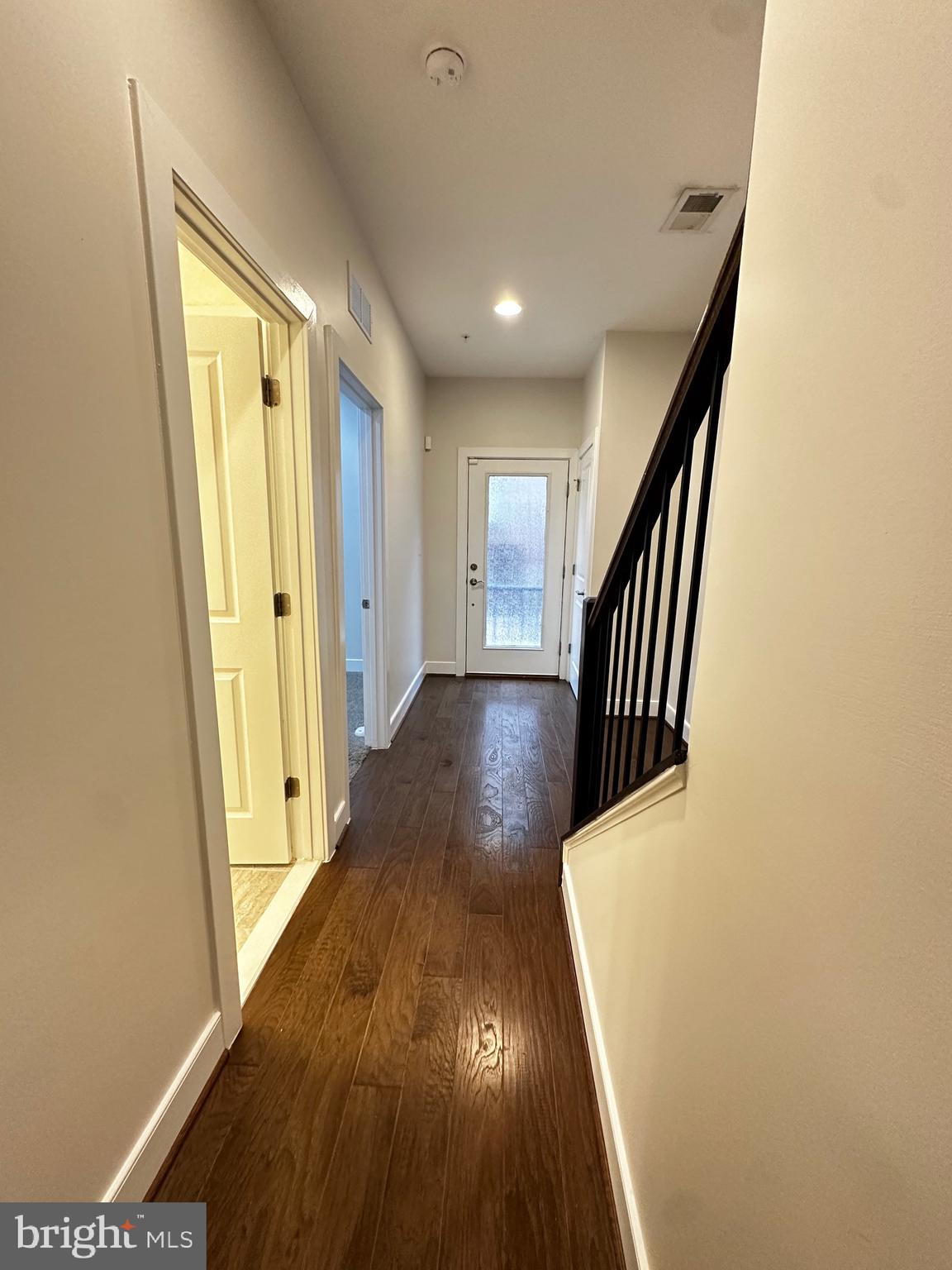 CAMERON PARK - Residential Lease