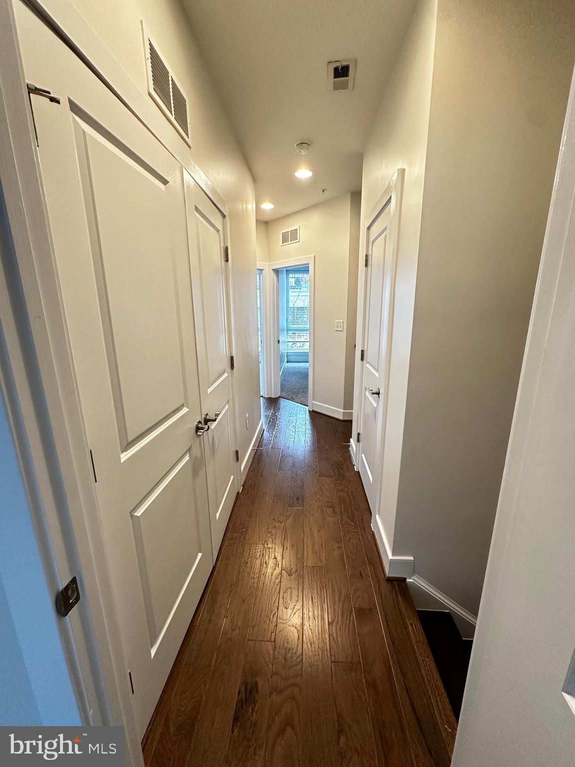 CAMERON PARK - Residential Lease